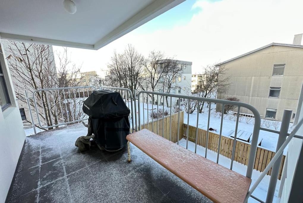Spacious And Family Friendly Apartment In Reykjavik Exterior photo